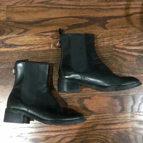 Cole Haan Air Evan Women’s 6.5 B Black Leather Short Boot D35597 Waterproof - Picture 8 of 15